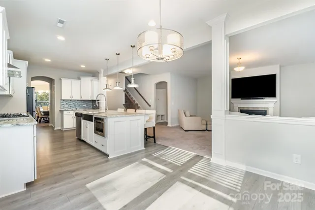 $875,000 | 423 Crisfield Court, York, SC 29745