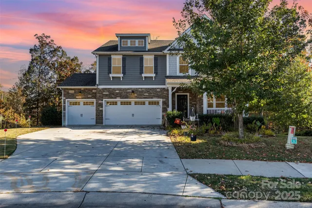 $875,000 | 423 Crisfield Court, York, SC 29745