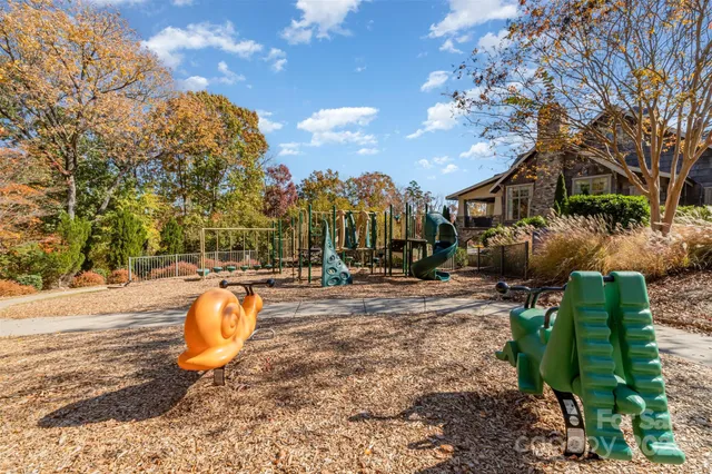 $875,000 | 423 Crisfield Court, York, SC 29745