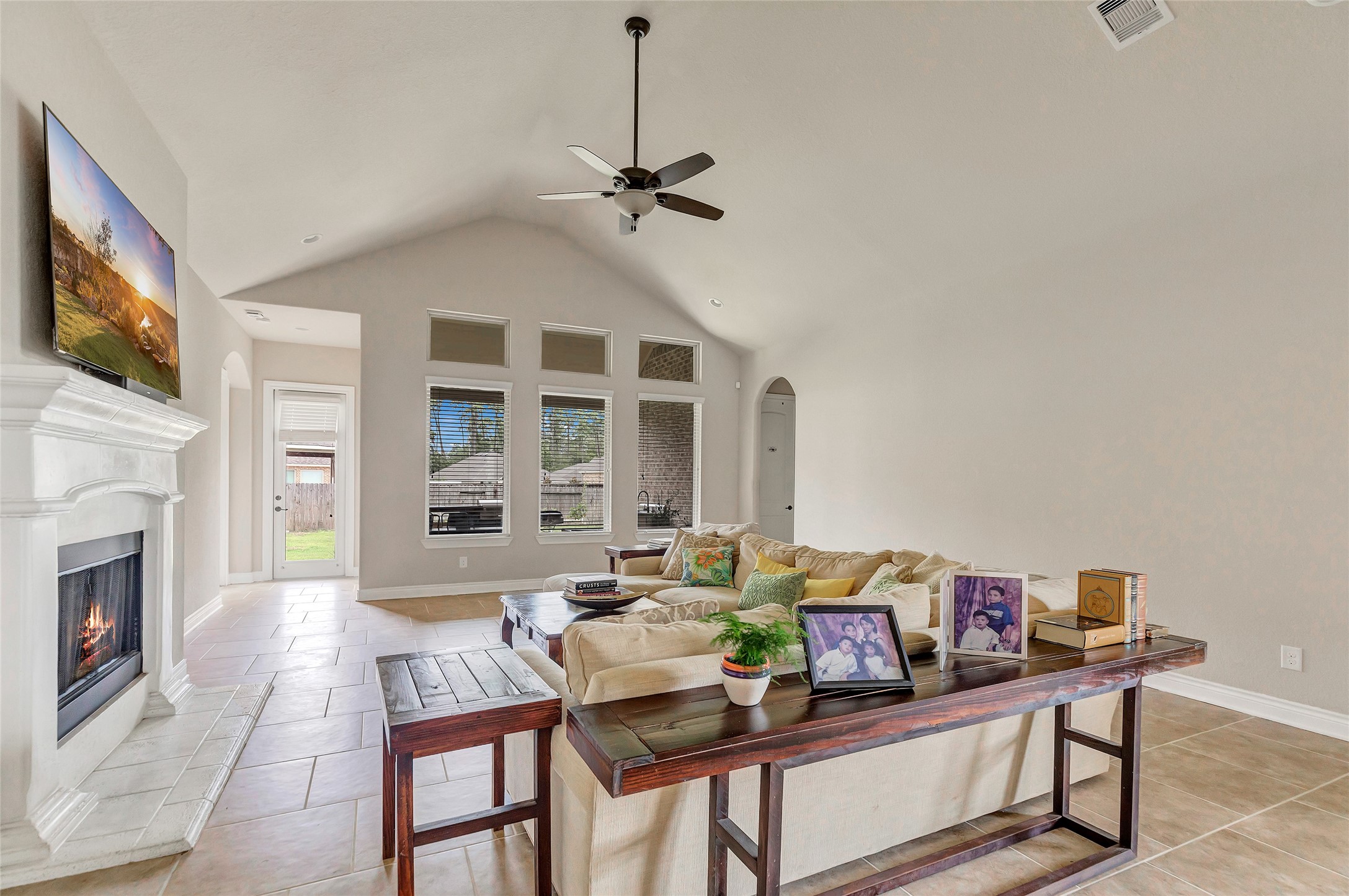 18115 Stari Most Lane Houston, TX 77044 - Photo 6 of 35