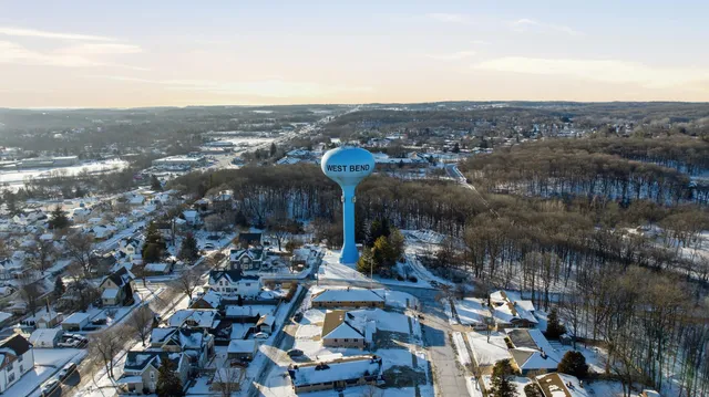 $238,000 | 705 Village Green Way, Unit 305, West Bend, WI 53090