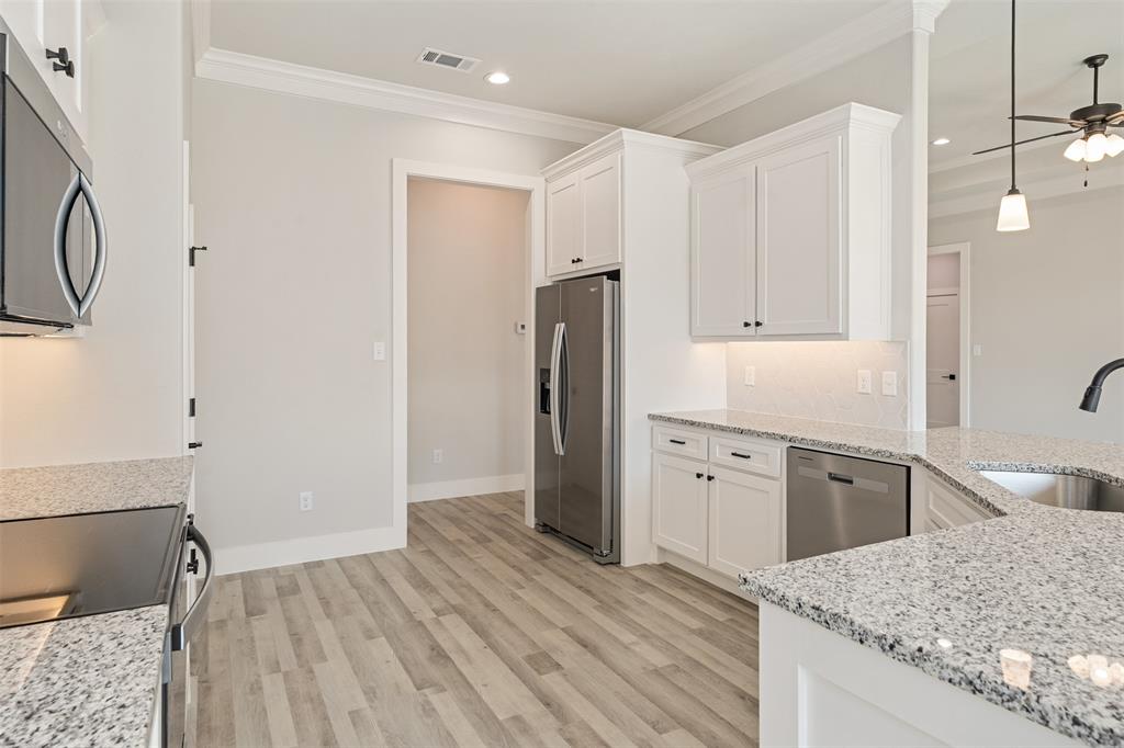 723 Cobblestone Circle Mabank, TX 75147 - Photo 8 of 31