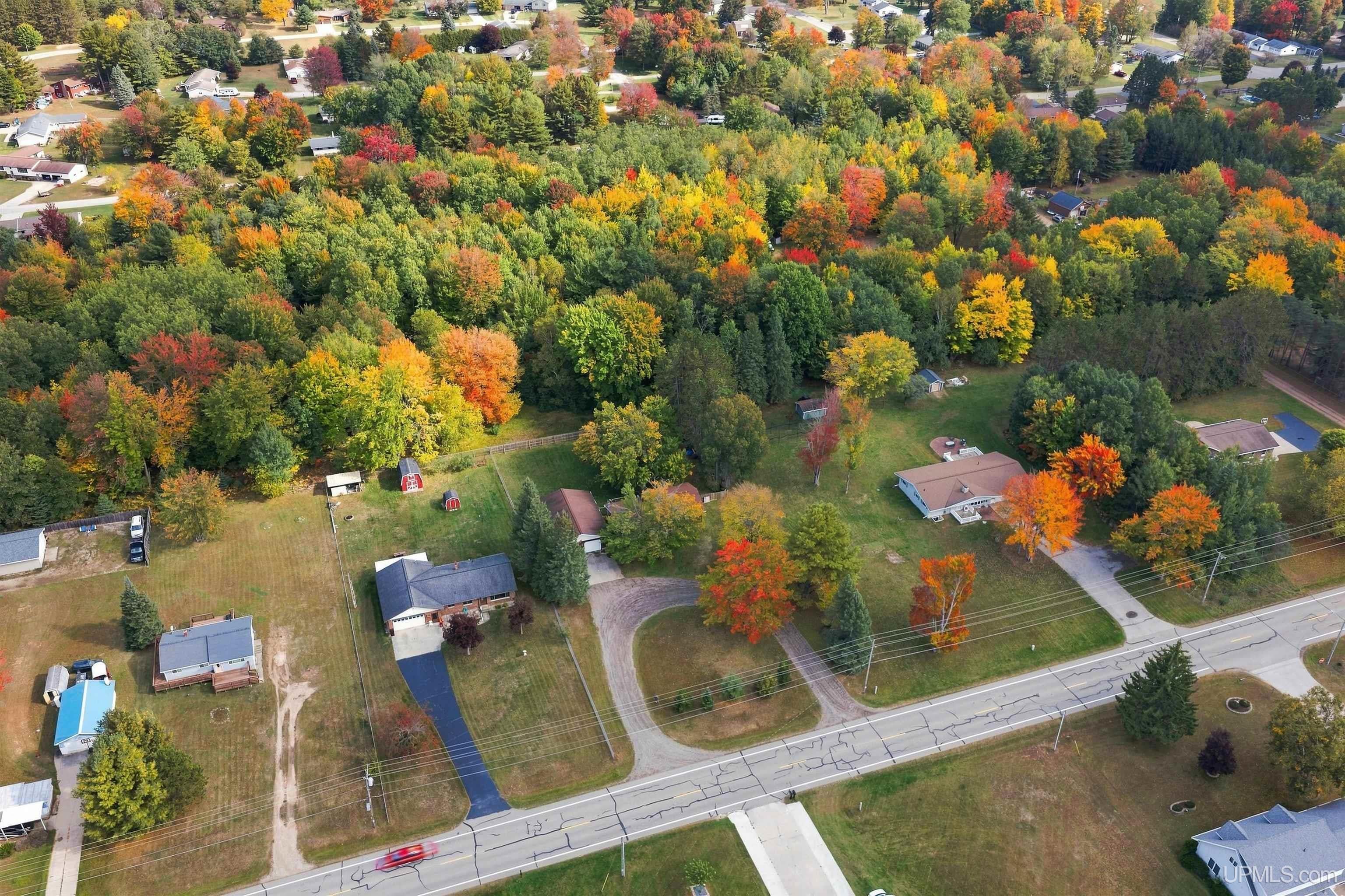 6844 M Road Escanaba, MI 49829 - Photo 11 of 38 Gallery Image 11