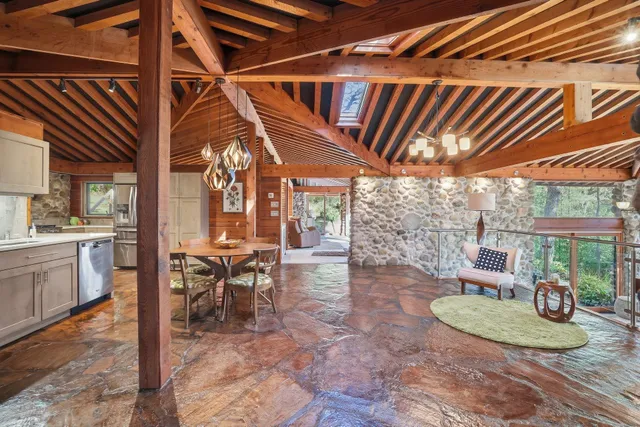 $639,900 | 436 Thomas, Wales, WI 53183