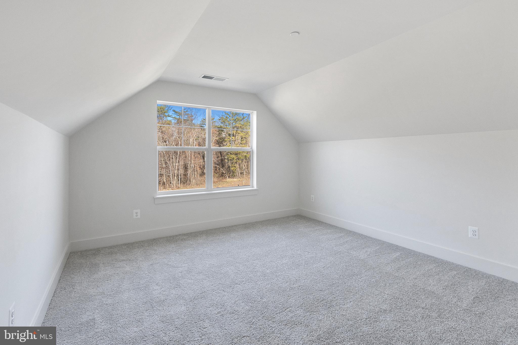 1333 German Driveway Hanover, MD 21076 - Photo 36 of 56 an empty room with windows