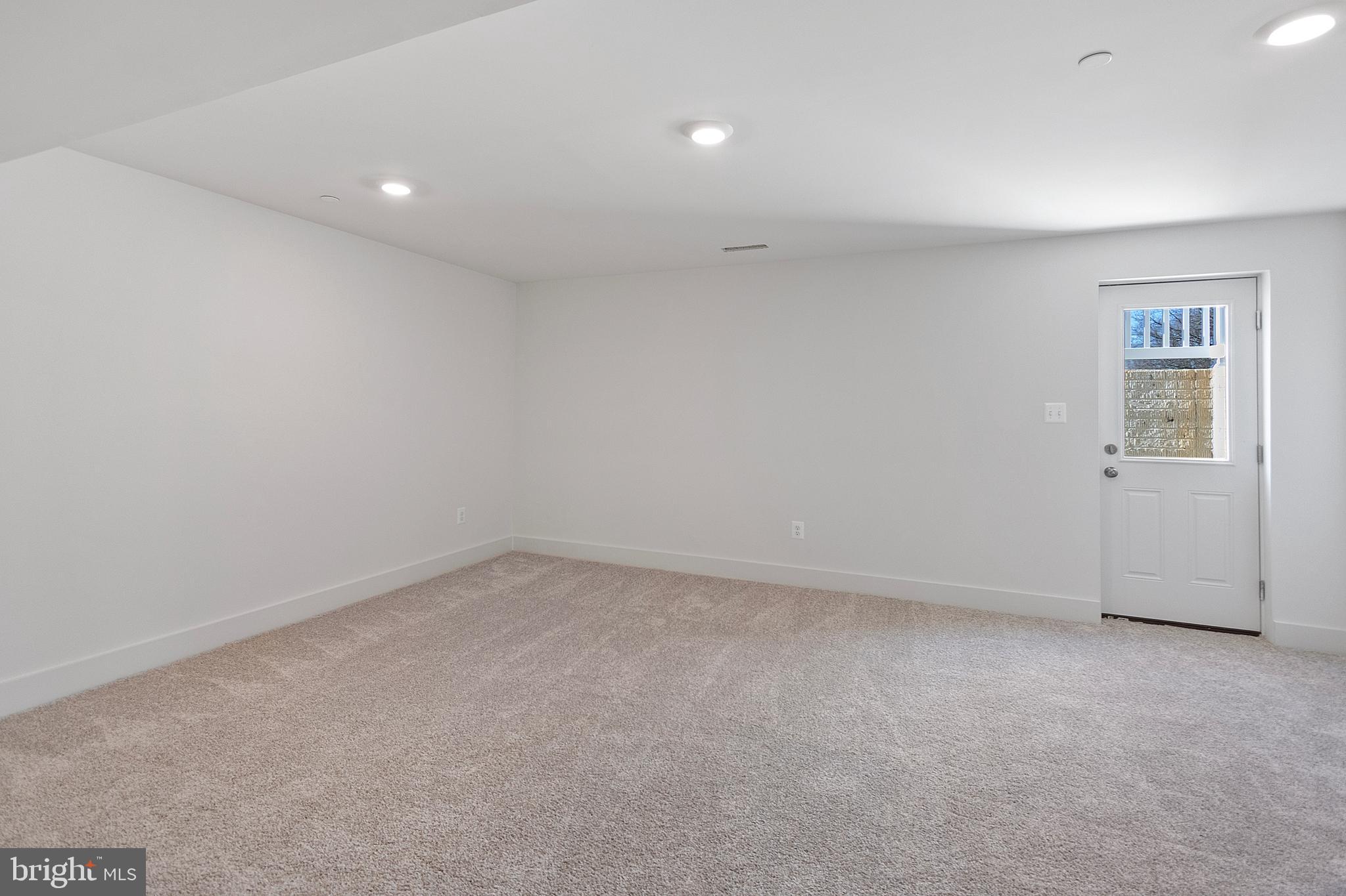 1333 German Driveway Hanover, MD 21076 - Photo 48 of 56 an empty room with a empty space and window