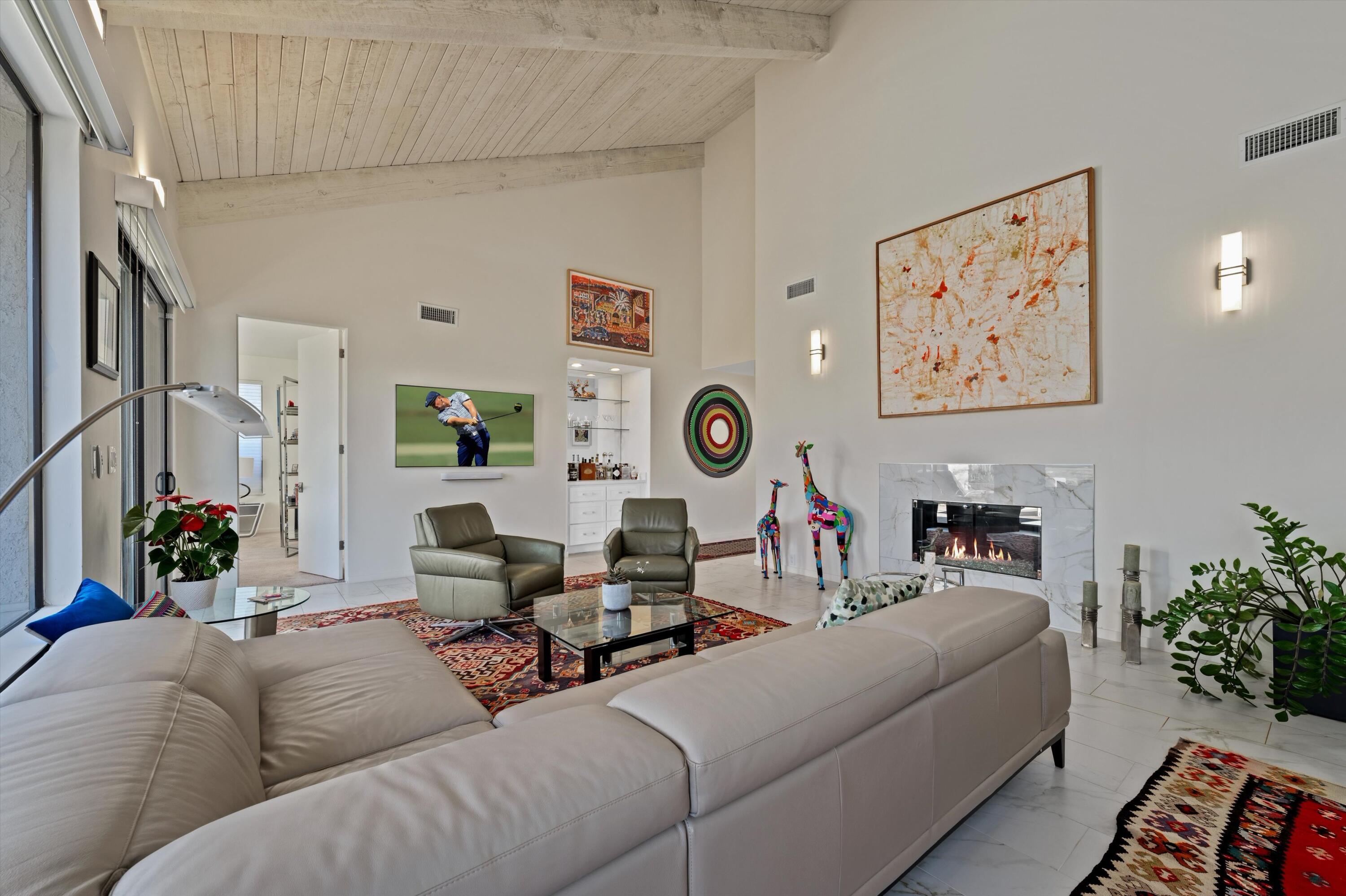 732 Inverness Drive Rancho Mirage, CA 92270 - Photo 4 of 45 19-Photo-27