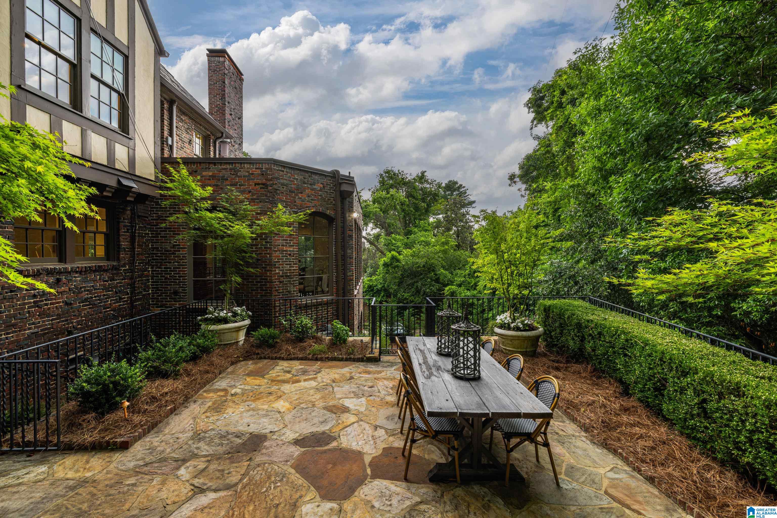 3516 Redmont Road Birmingham, AL 35213 - Photo 66 of 71