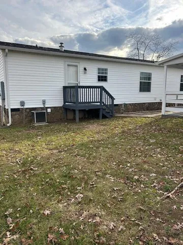 $489,900 | 220 Camp Fincastle Lane, Fincastle, VA 24090