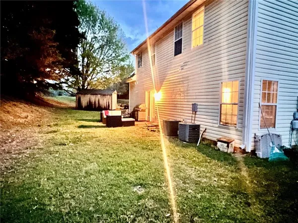 $2,350 | 225 Lee Court, Canton, GA 30115