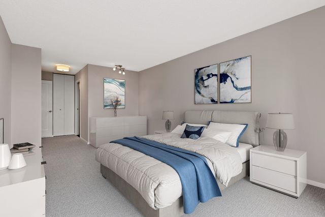 $340,000 | 70 West Huron Street, Unit 2502, Chicago, IL 60654