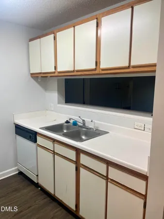 $299,900 | 303 Smith Level Road, Unit C12, Chapel Hill, NC 27516