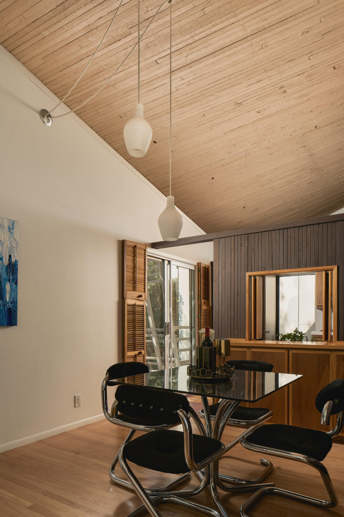 395 Loma Media Road Santa Barbara, CA 93103 - Photo 10 of 23 395 Loma Media-12