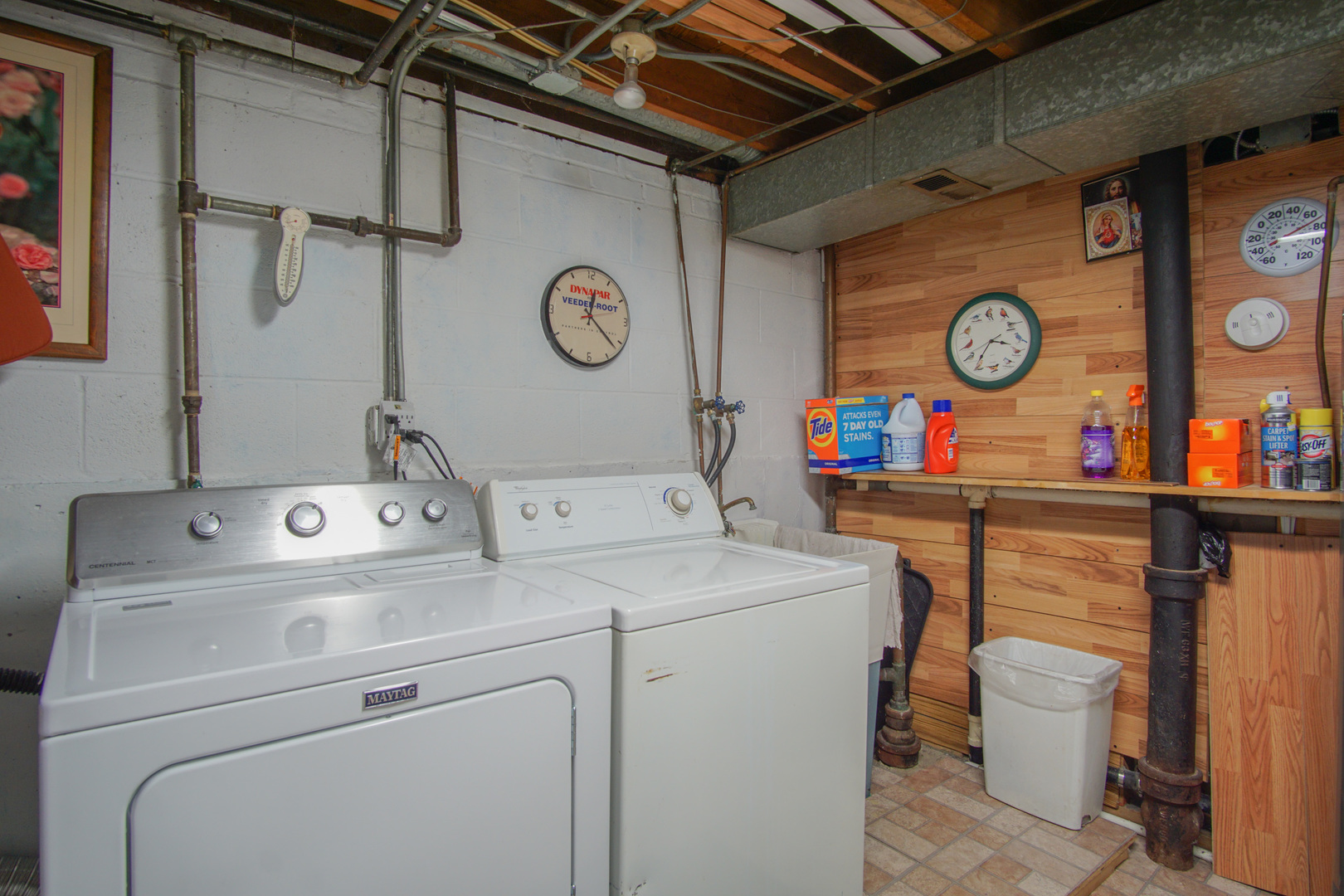 385 South Wolf Road Wheeling, IL 60090 - Photo 11 of 14 a utility room with dryer and washer