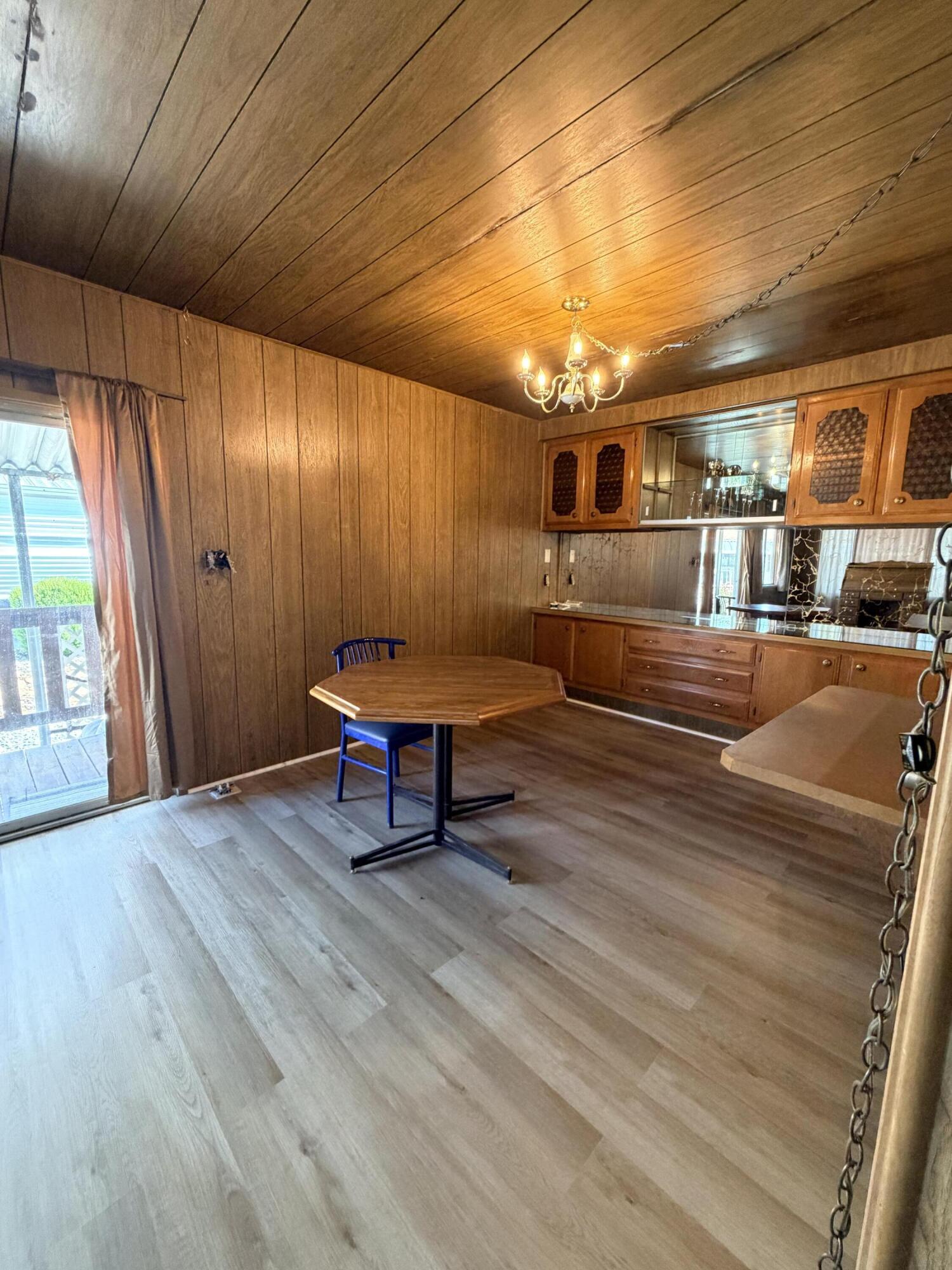 1449 Menomenee Lane, Unit 252 Redding, CA 96003 - Photo 10 of 18 a outdoor space with wooden benches