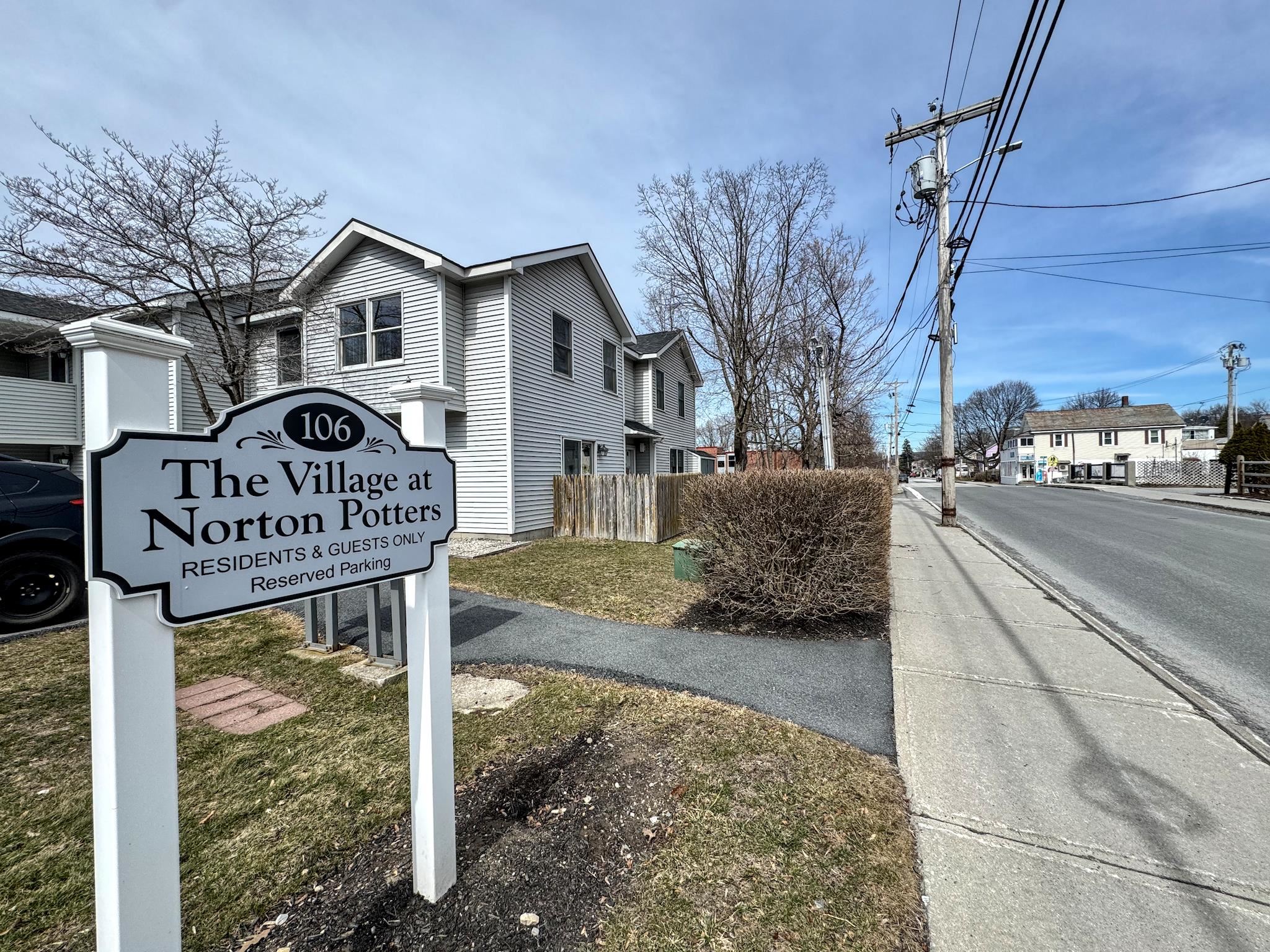 106 Park Street, Unit 2 Bennington, VT 05201 - Photo 2 of 44
