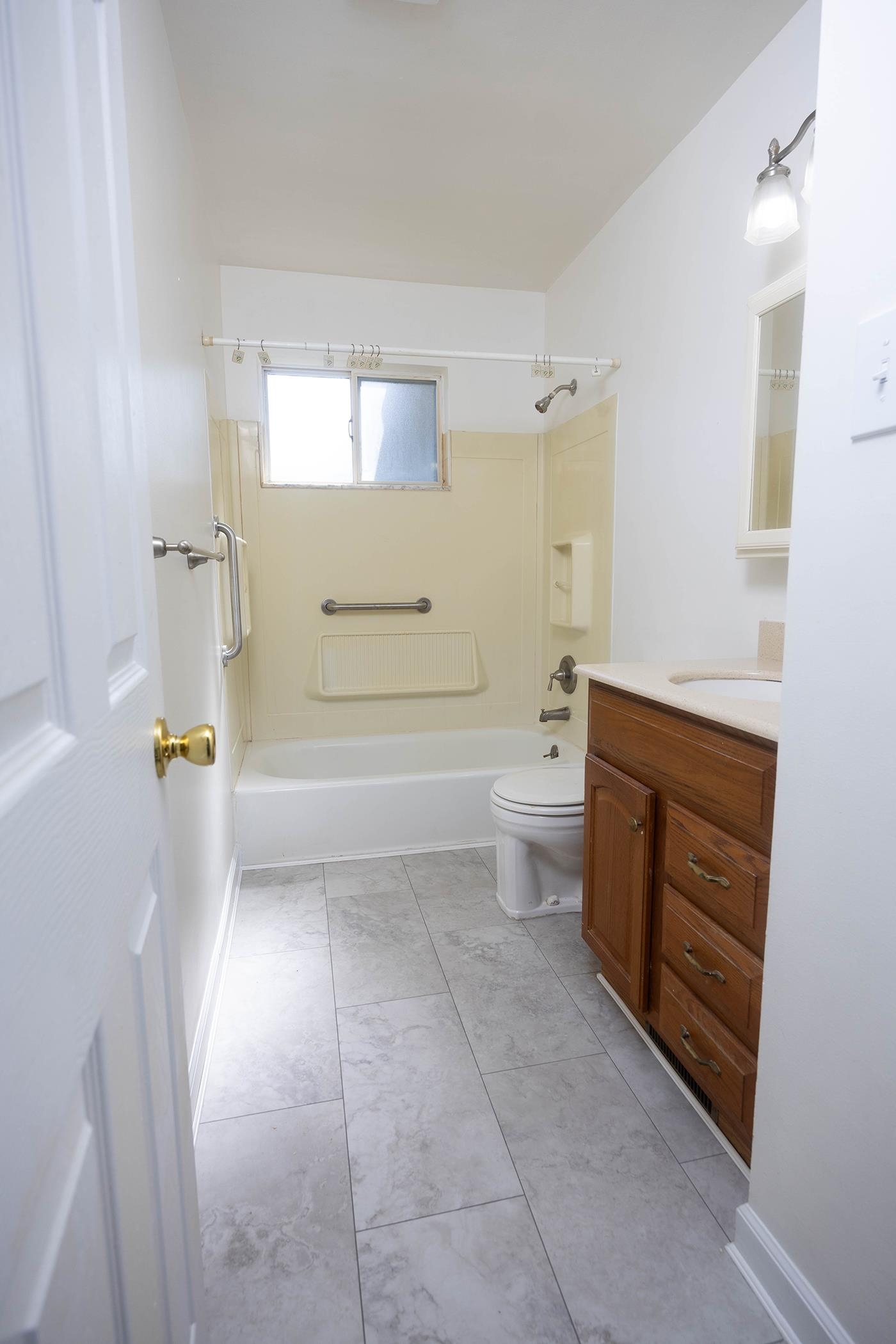 19211 31 Mile Road Ray, MI 48096 - Photo 15 of 41 Bath