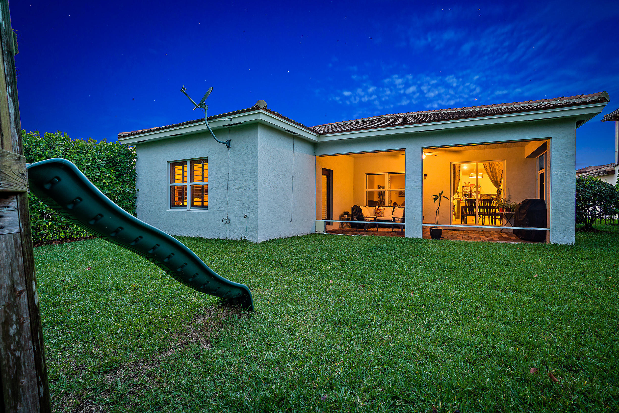 128 Behring Way Jupiter, FL 33458 - Photo 6 of 34 128 Behring Way-15