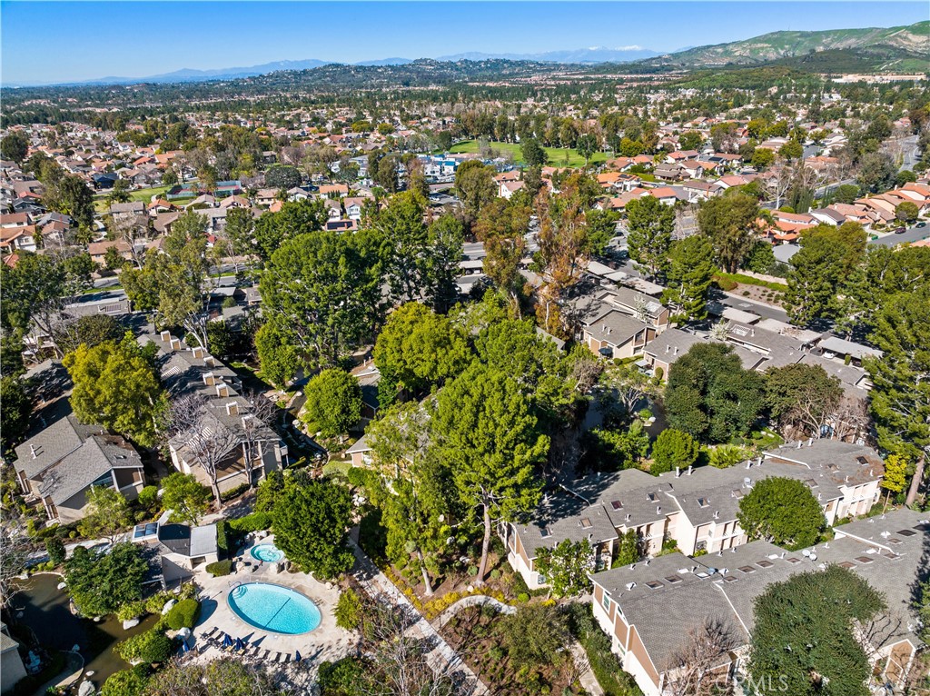 165 Pineview Irvine, CA 92620 - Photo 33 of 37