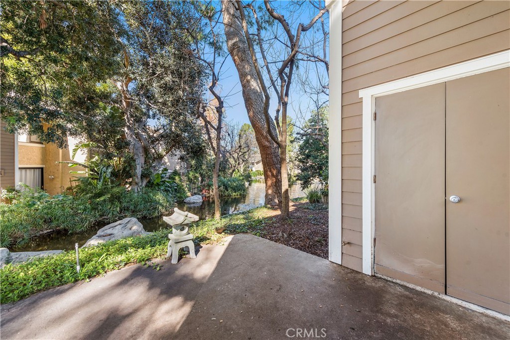 165 Pineview Irvine, CA 92620 - Photo 10 of 37