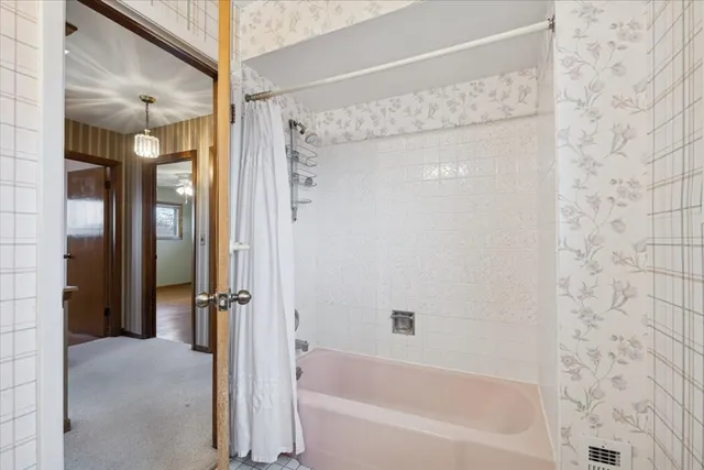 $549,000 | 1814 Illinois Road, Northbrook, IL 60062