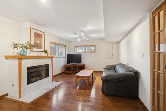 $549,000 | 1814 Illinois Road, Northbrook, IL 60062