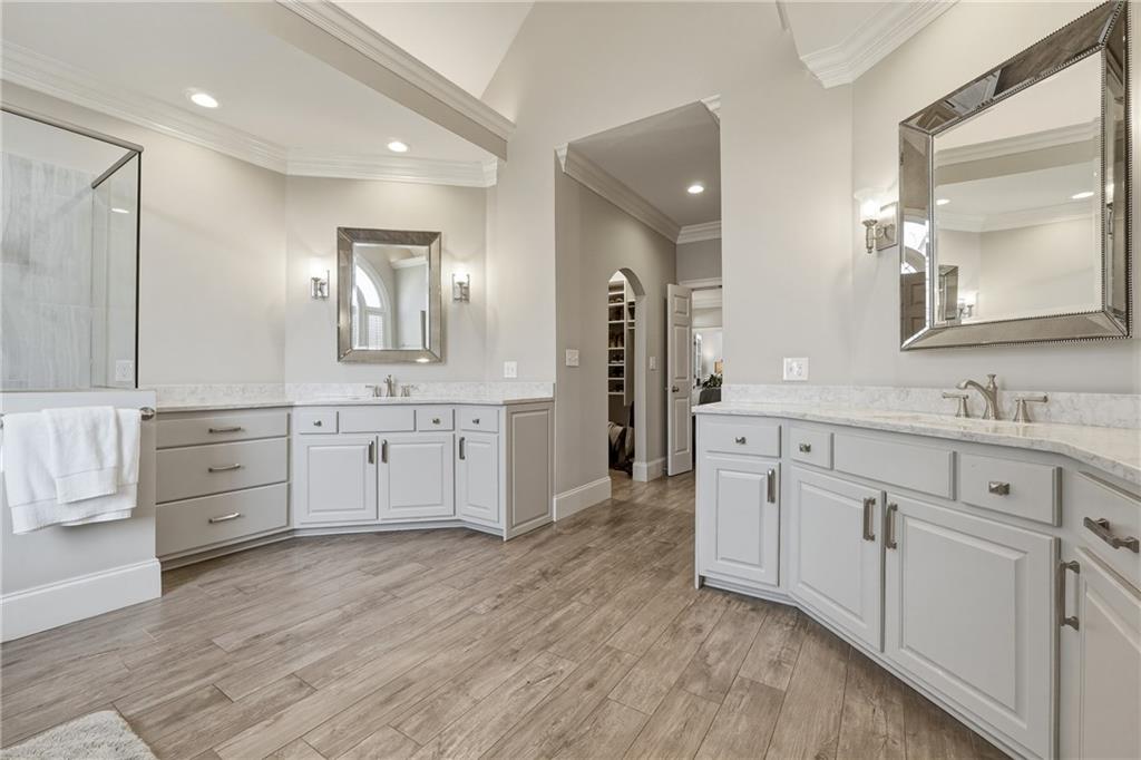 9025 Etching Overlook Duluth, GA 30097 - Photo 34 of 69