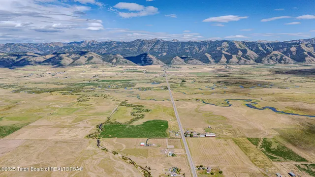 $160,000 | 2.84-acres 2.84-acres 3rd West Street, Auburn, WY 83111