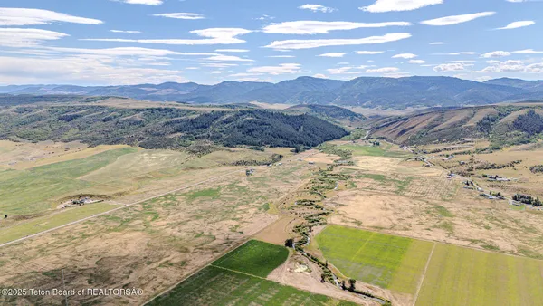 $160,000 | 2.84-acres 2.84-acres 3rd West Street, Auburn, WY 83111