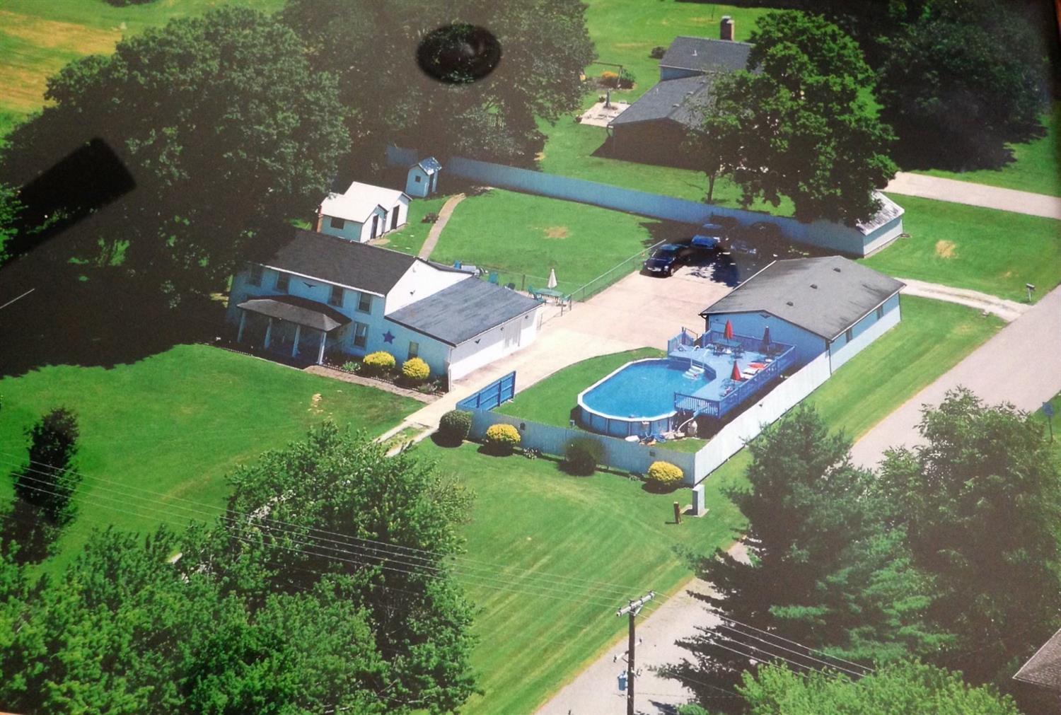 22190 Georgetown Road Lawrenceburg, IN 47025 - Photo 5 of 50