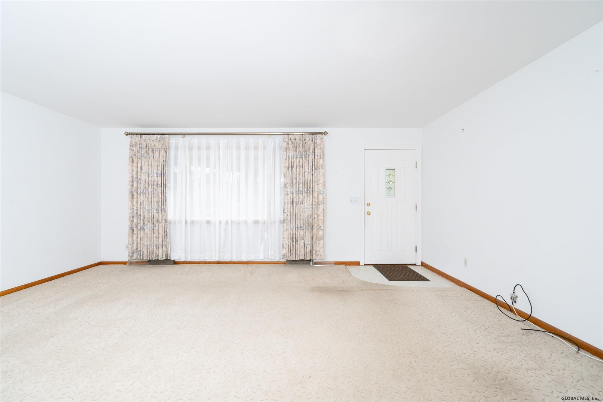 531 Church Road Albany, NY 12203 - Photo 3 of 31 Photo 3