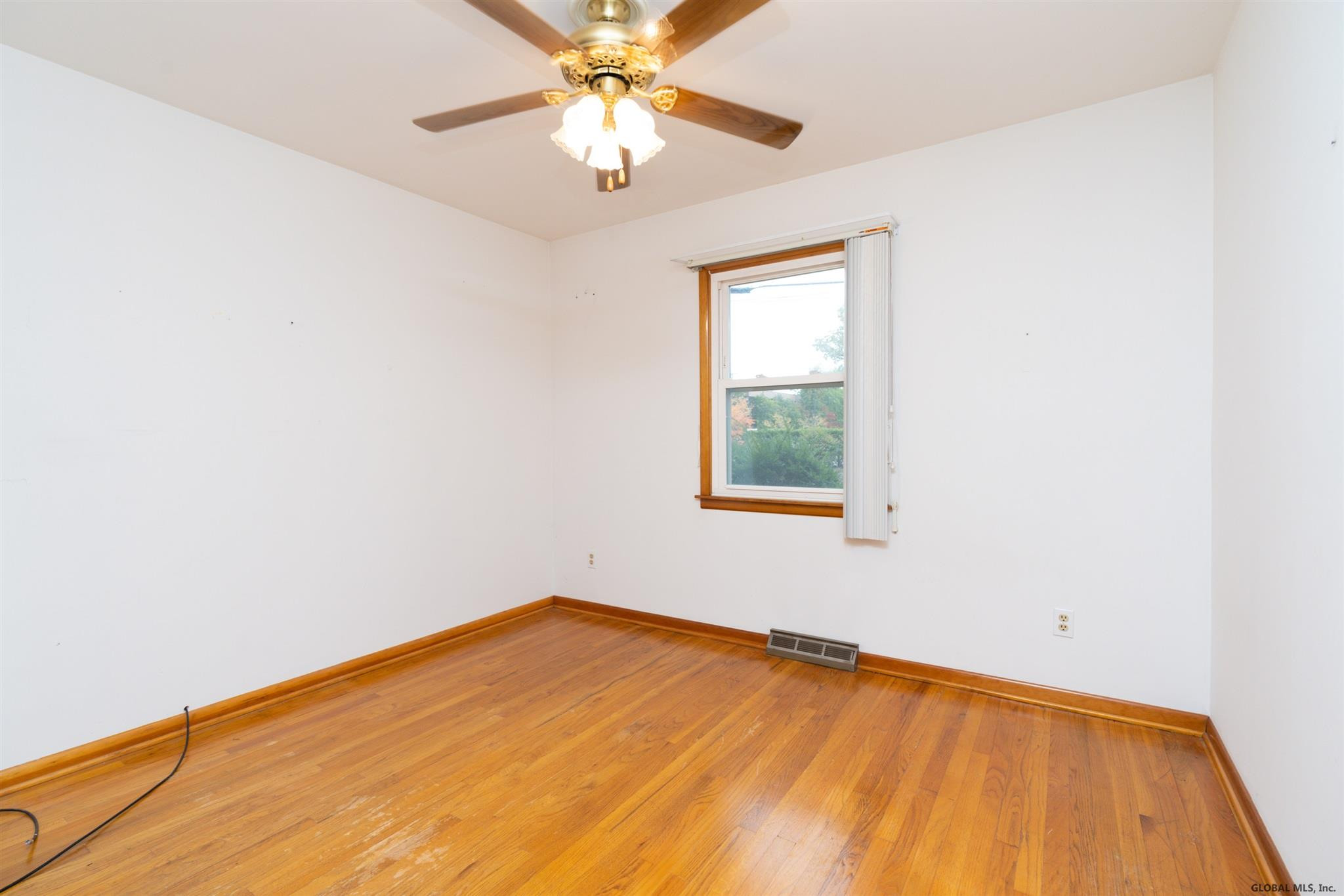 531 Church Road Albany, NY 12203 - Photo 10 of 31 Photo 10