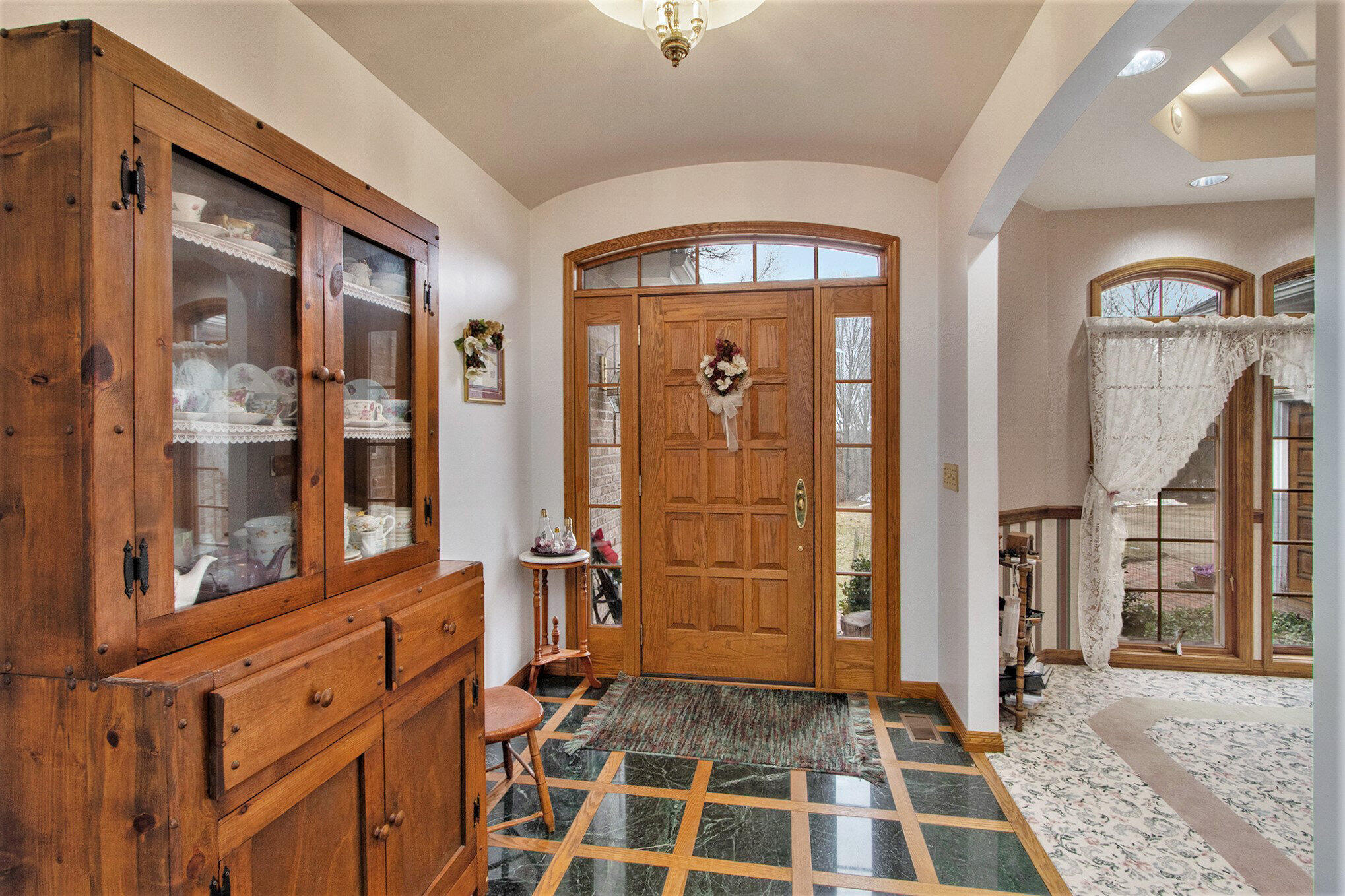 11395 Gilkey Road Plainwell, MI 49080 - Photo 8 of 55 Entryway