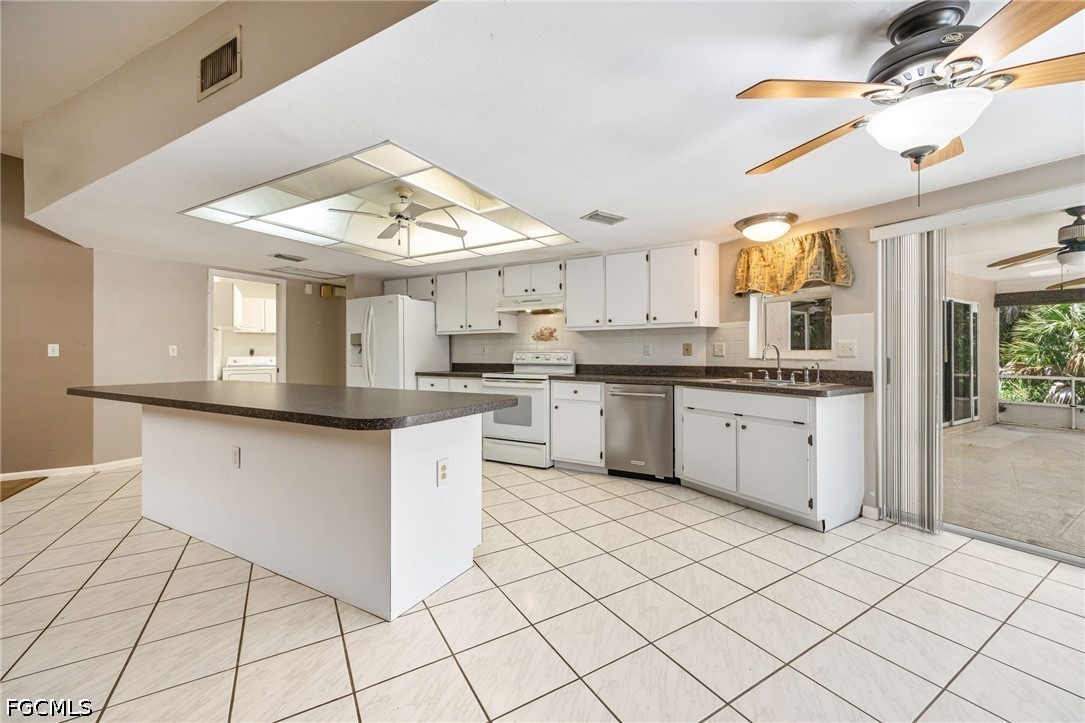2411 Herzog Road Alva, FL 33920 - Photo 13 of 42 Gallery Image 13