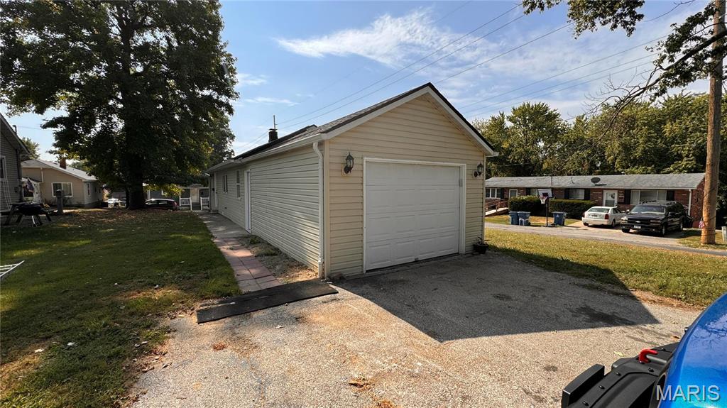 524 5th Street Bethalto, IL 62010 - Photo 30 of 36