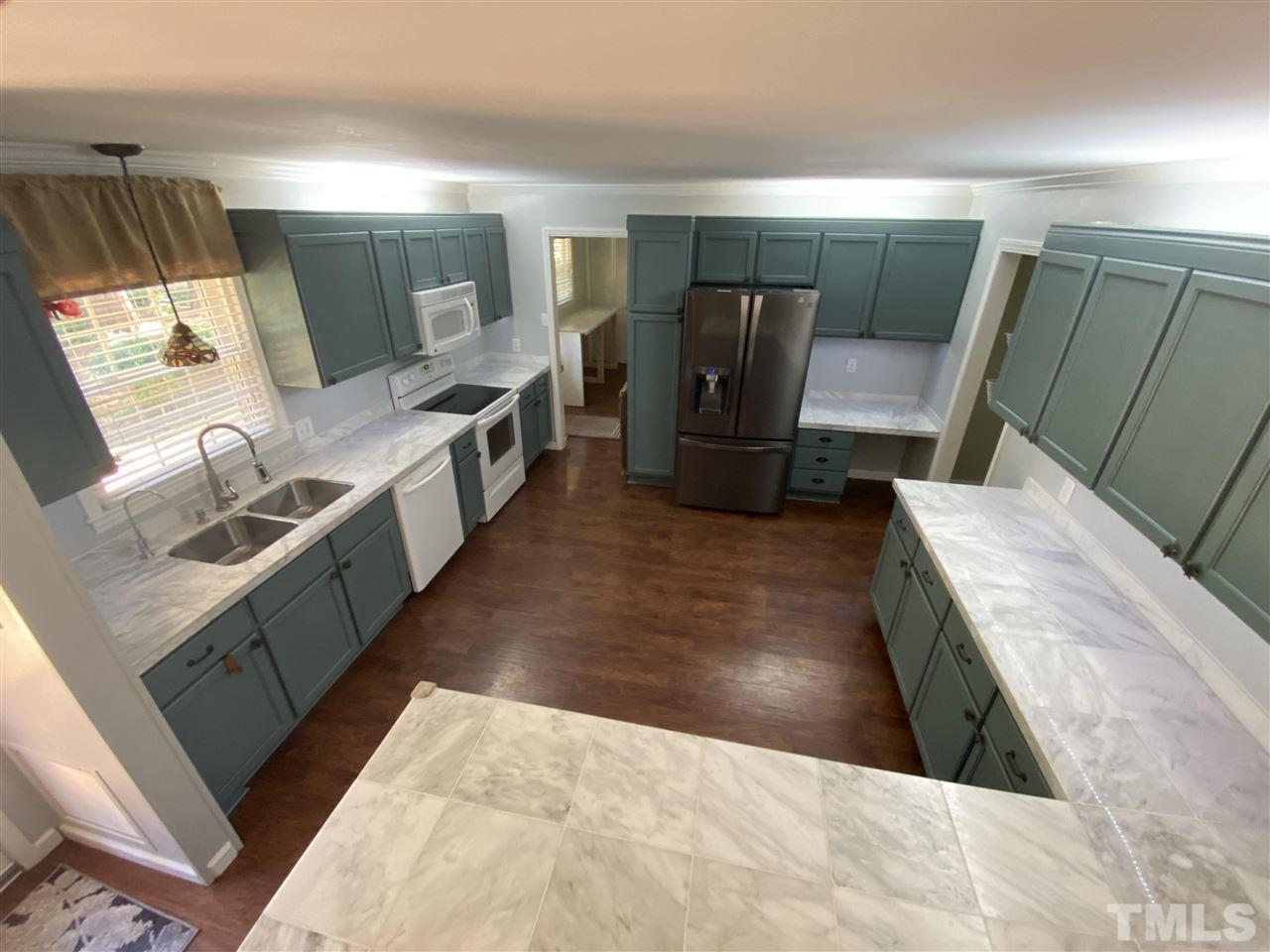 4808 Reigal Wood Road Durham, NC 27712 - Photo 7 of 30 Gallery Image 7