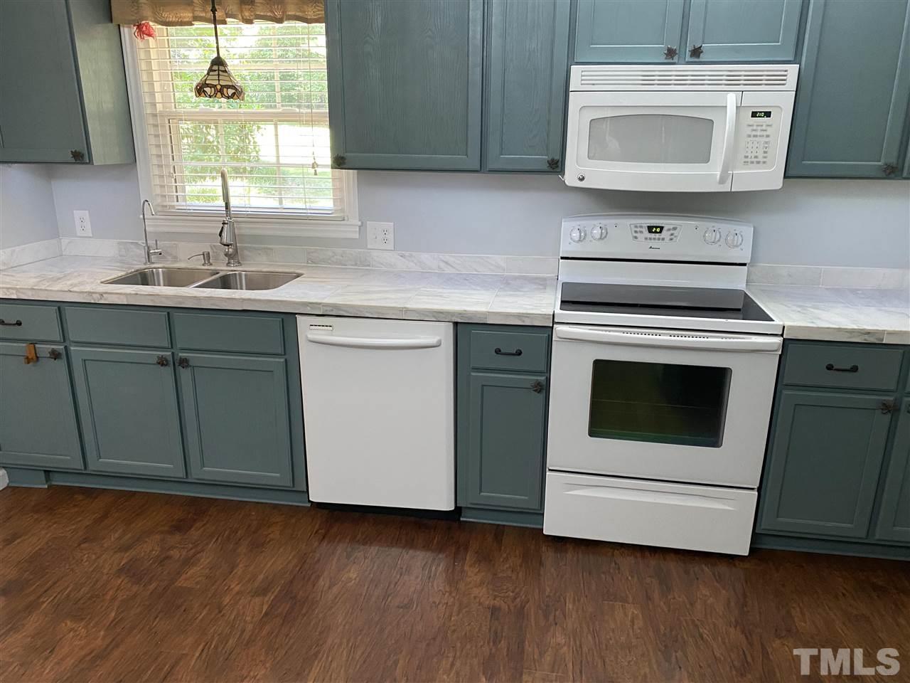4808 Reigal Wood Road Durham, NC 27712 - Photo 10 of 30 Gallery Image 10