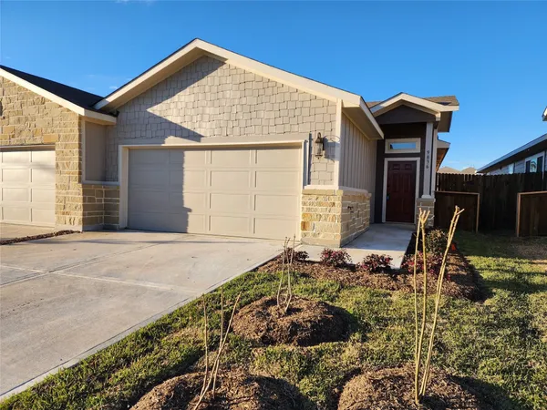 $1,665 | 9836 Grosbeak Lane, Magnolia, TX 77354