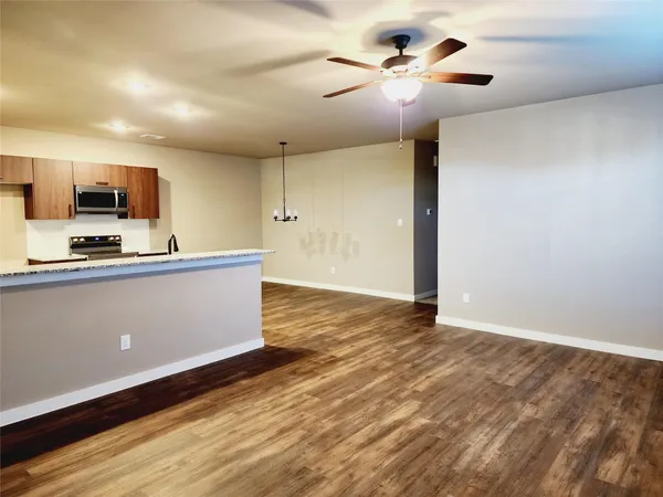$1,665 | 9836 Grosbeak Lane, Magnolia, TX 77354