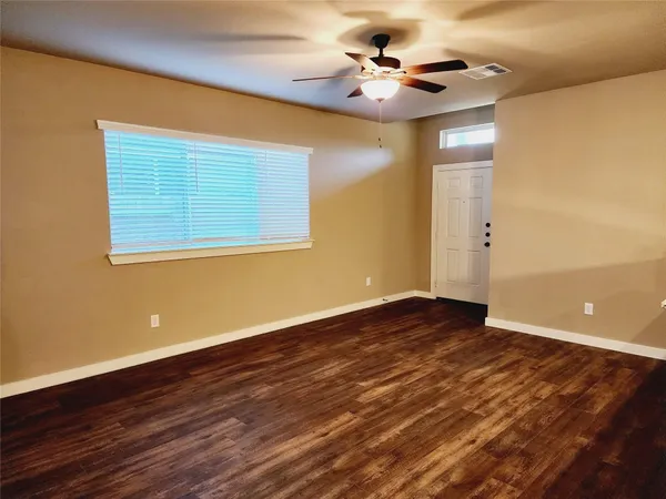 $1,665 | 9836 Grosbeak Lane, Magnolia, TX 77354