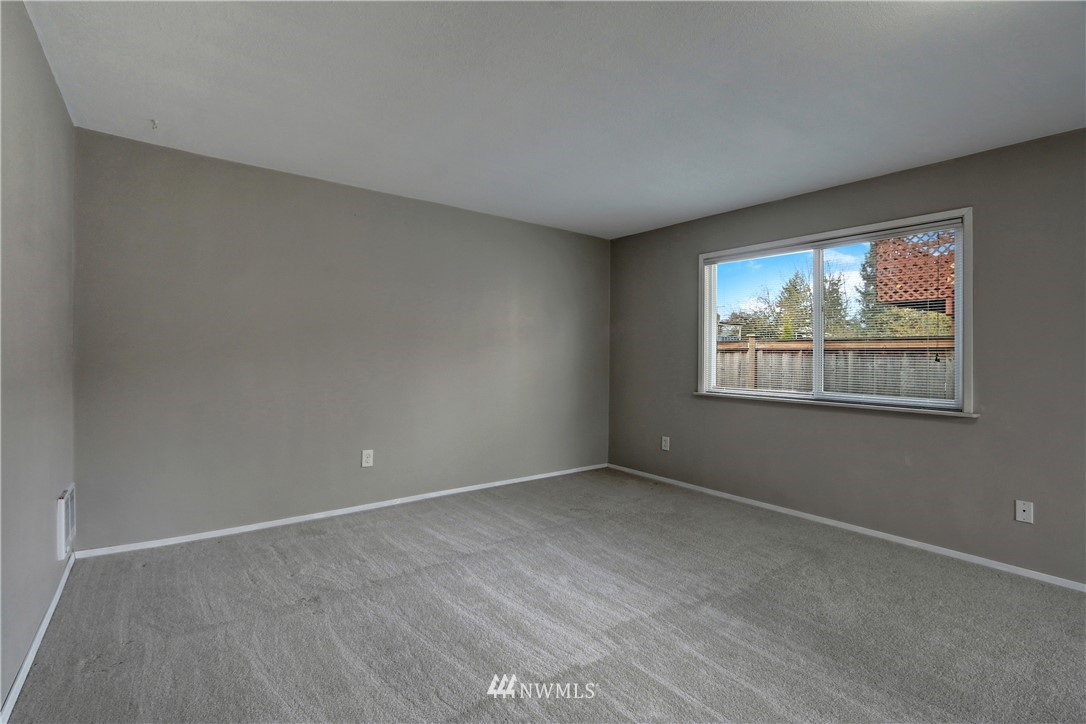 16331 127th Avenue Southeast Renton, WA 98058 - Photo 12 of 20 Gallery Image 12