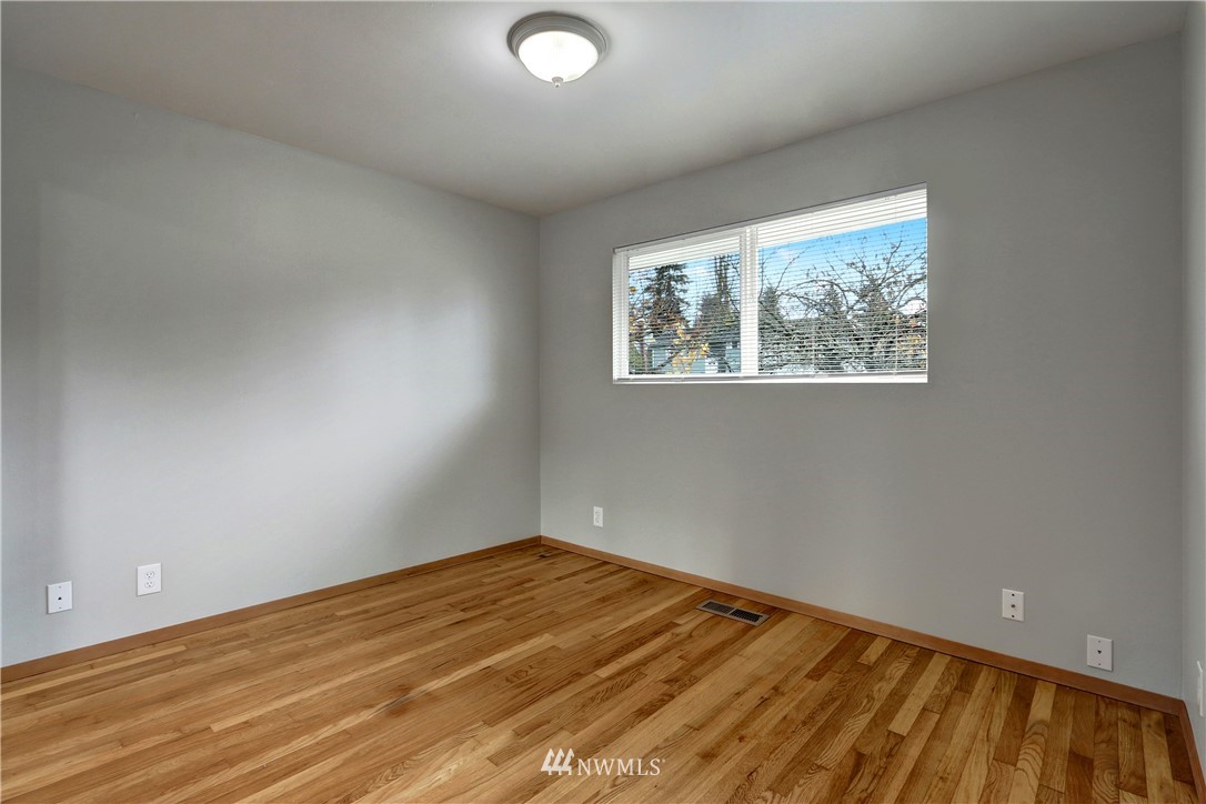 16331 127th Avenue Southeast Renton, WA 98058 - Photo 14 of 20 Gallery Image 14