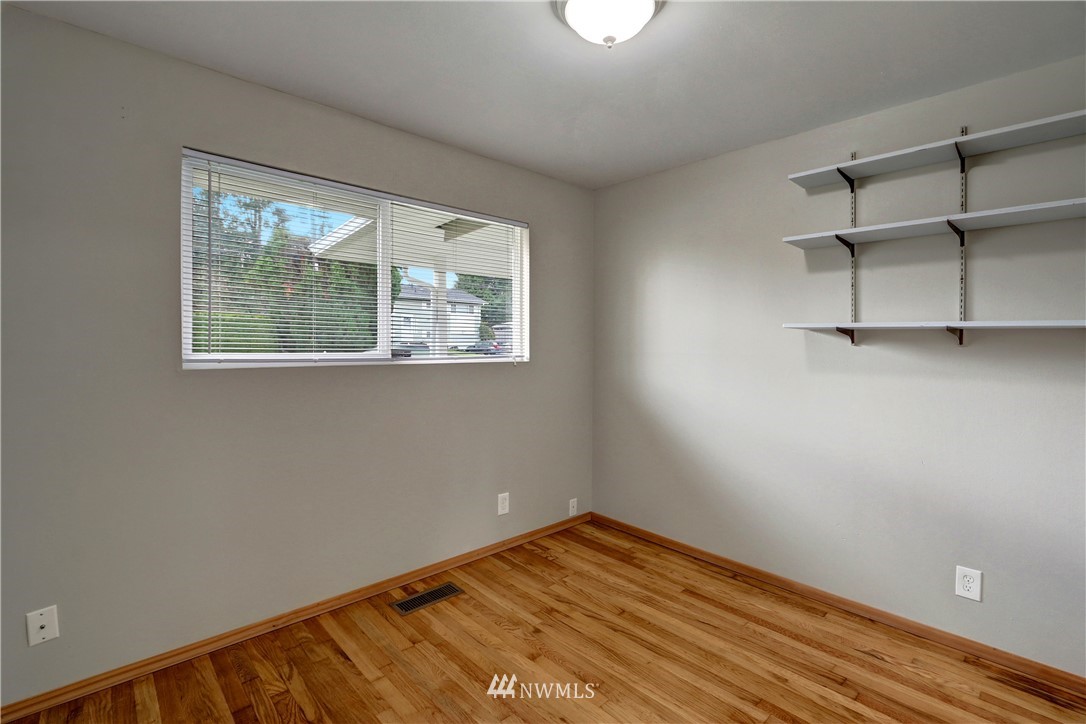 16331 127th Avenue Southeast Renton, WA 98058 - Photo 15 of 20 Gallery Image 15