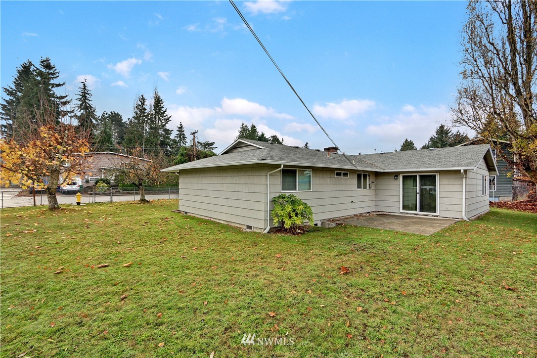 16331 127th Avenue Southeast Renton, WA 98058 - Photo 19 of 20 Gallery Image 19