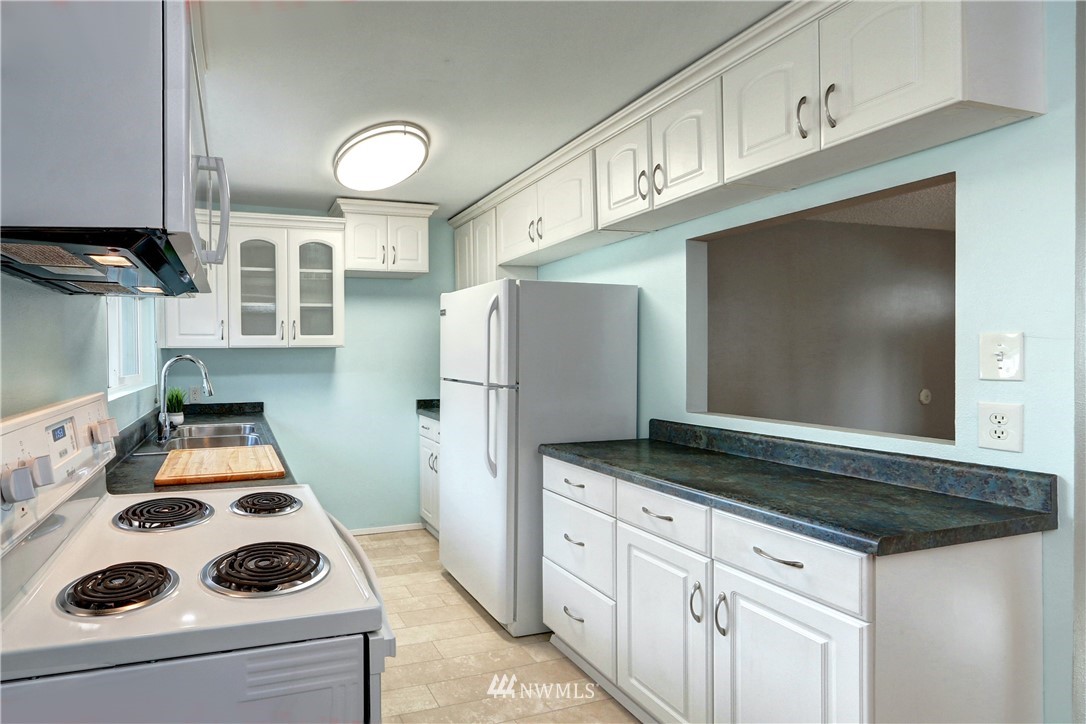 16331 127th Avenue Southeast Renton, WA 98058 - Photo 9 of 20 Gallery Image 9