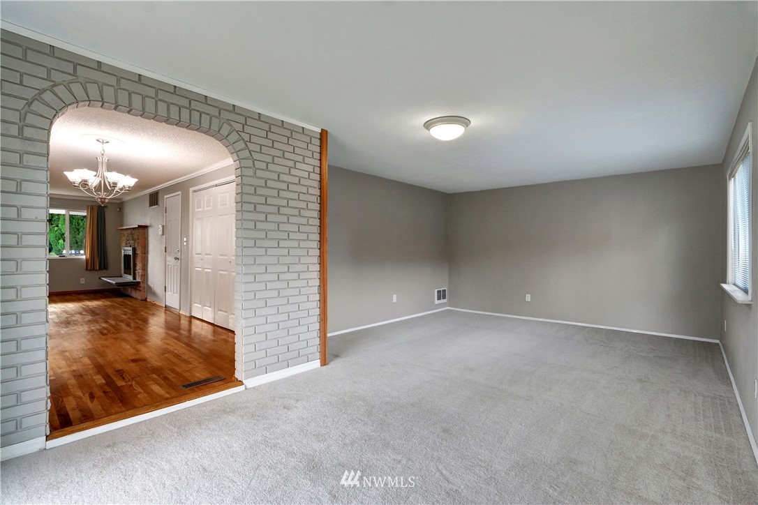 16331 127th Avenue Southeast Renton, WA 98058 - Photo 10 of 20 Gallery Image 10