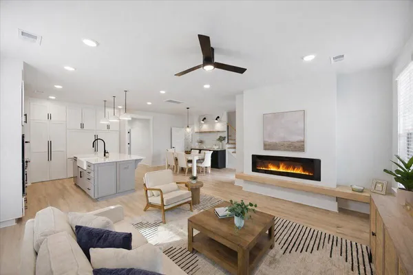 $3,100 | 676 Blueway Avenue, Summerville, SC 29486