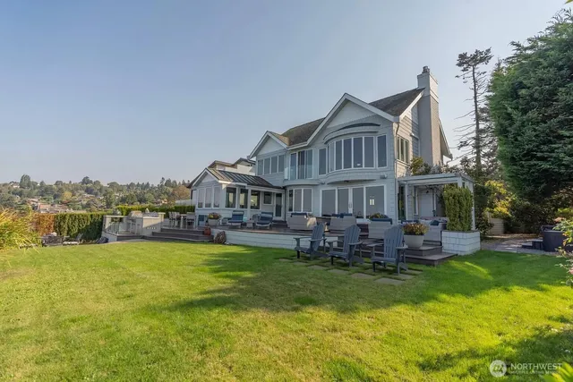 $11,800 | 2628 Northwest Esplanade, Seattle, WA 98117