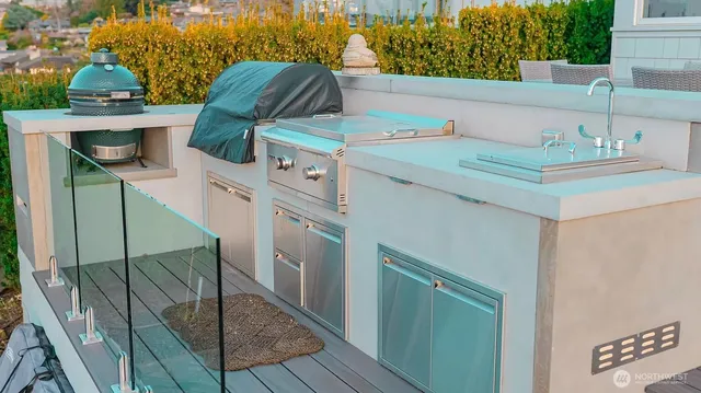 $11,800 | 2628 Northwest Esplanade, Seattle, WA 98117