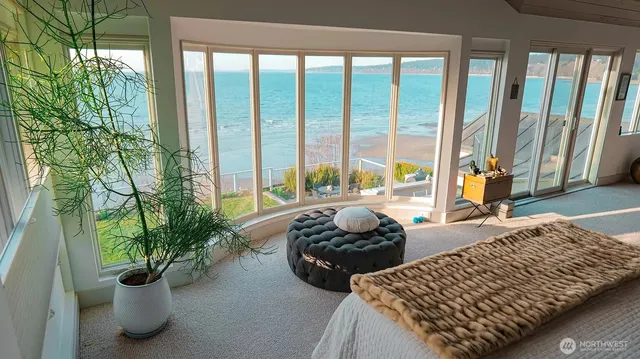 $11,800 | 2628 Northwest Esplanade, Seattle, WA 98117